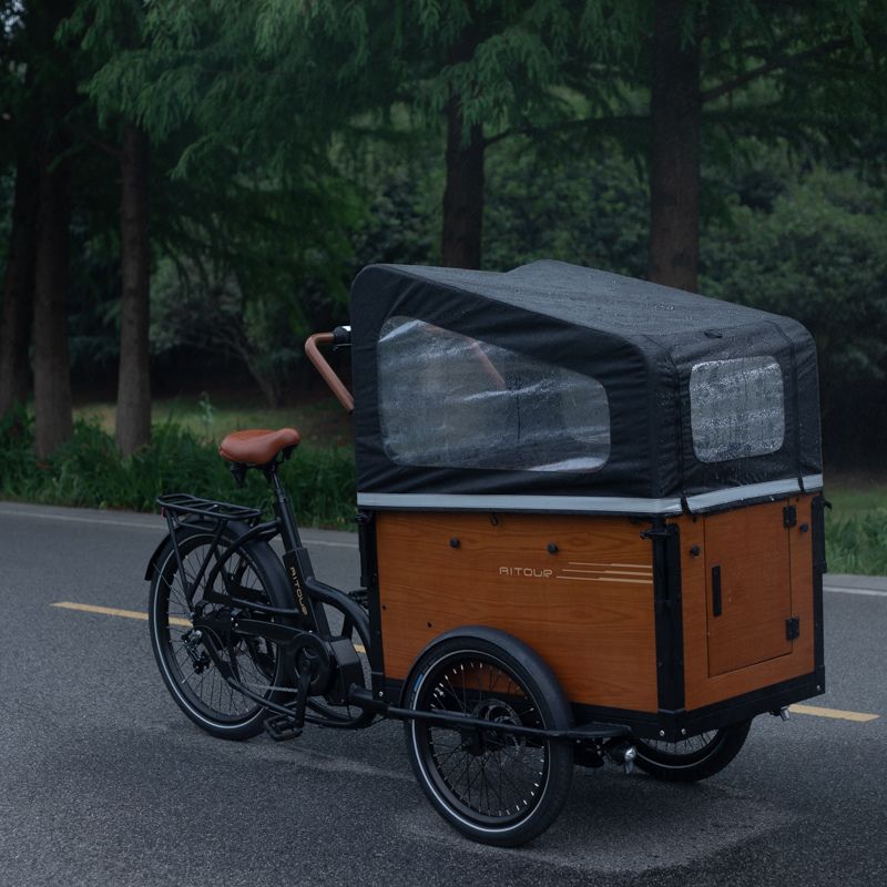 Airtour Family S Cargo Ebike rain cover view