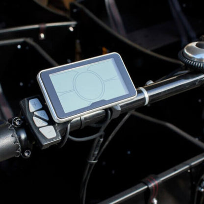 Amcargo Ultimate Curve cargo ebike display