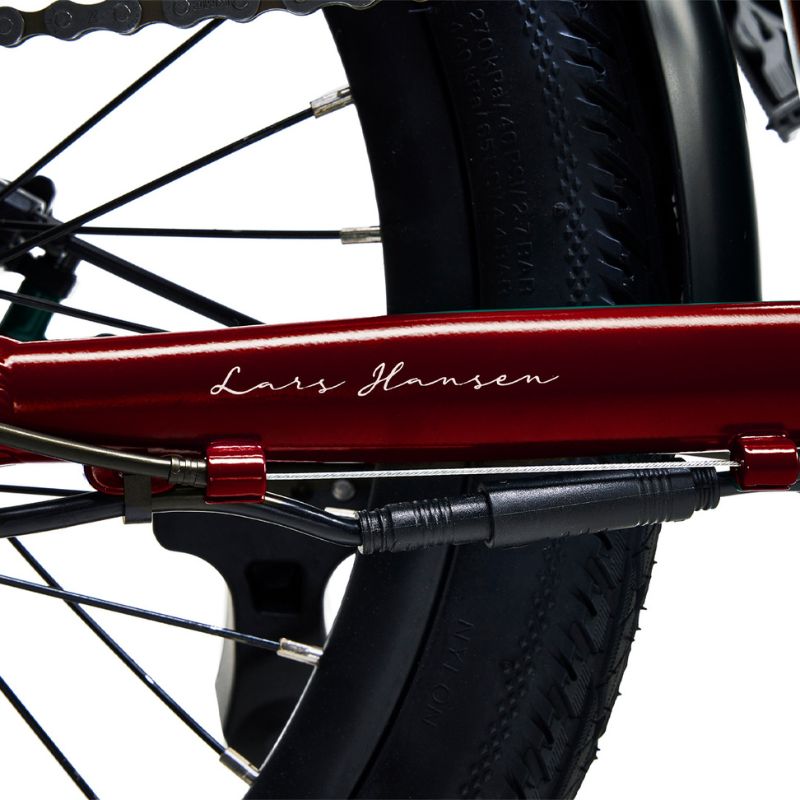 Hygge Virum red ebike signature